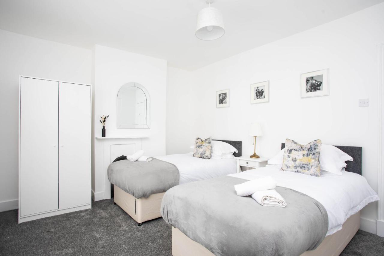 30 Percent Off Monthly Stays - City Centre - 3 Bedrooms St Albans Exterior foto
